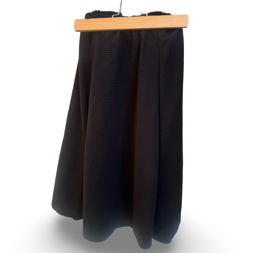 Mid-length 4 Panel Rib-Textured Black Skirt by Canadian Designer kersh- XLG